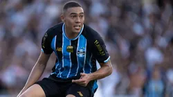 RJ - RIO DE JANEIRO - 22/03/2026 - BRASILEIRO A 2026, VASCO X GREMIO - Carlos Vinicius jogador do Gremio durante partida contra o Vasco no estadio Sao Januario pelo campeonato Brasileiro A 2026. Foto: Jorge Rodrigues/AGIF