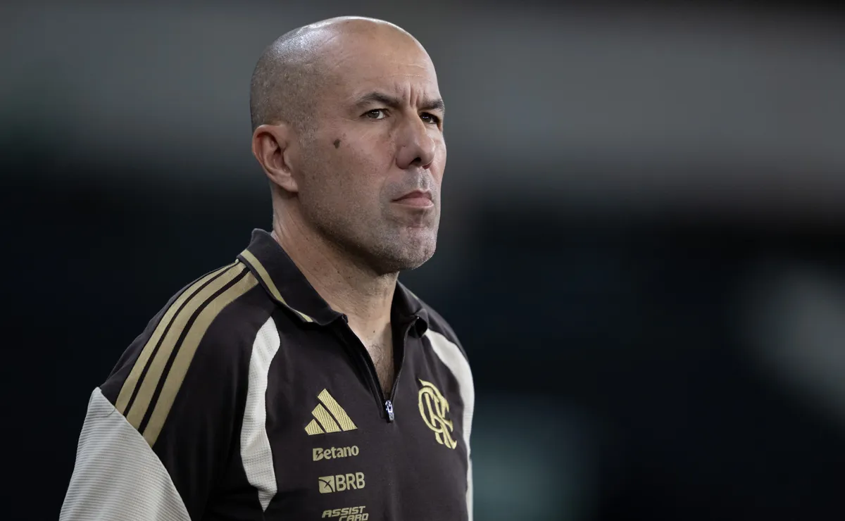 Escalação do Flamengo: Leonardo Jardim mexe no time e Arrascaeta retorna contra o Santos