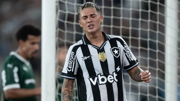 Mateo Ponte será desfalque do Botafogo diante do Vasco