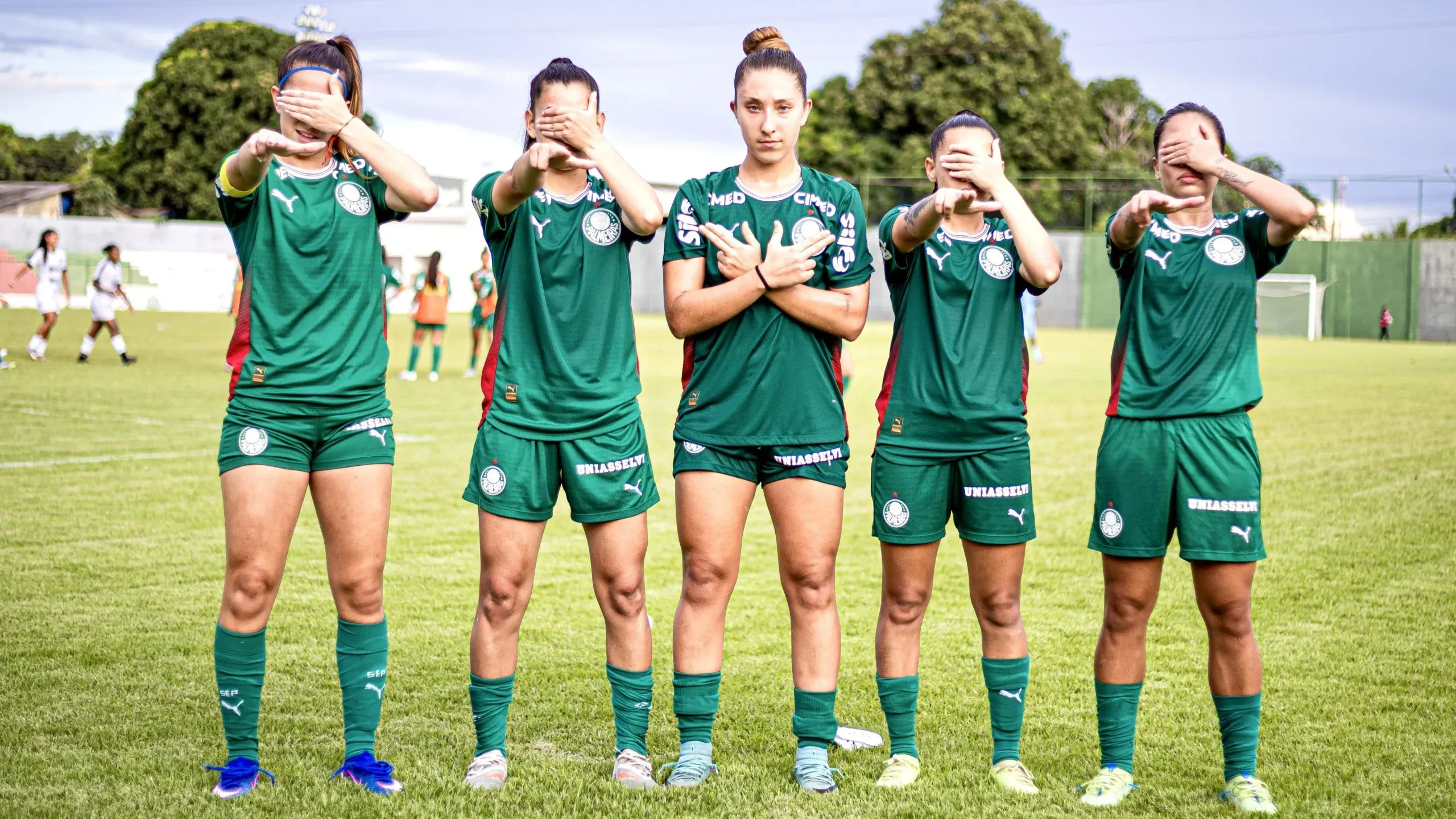 Jogadoras do Palmeiras Sub-20 em campo