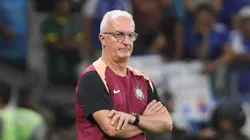 Dorival chega pressionado para o confronto