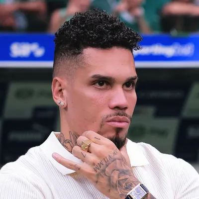 Paulinho viaja com a delegação do Palmeiras para a Bahia