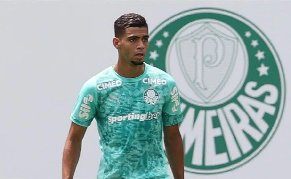 Palmeiras pode ter André Lucas como surpresa de Abel Ferreira na Libertadores após problemas na lateral