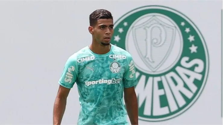REFORÇO DE CASA? Palmeiras pode ter novo lateral nos próximos jogos