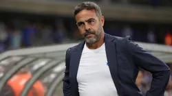 Artur Jorge vive momento difícil no Cruzeiro - Foto: Gilson Lobo/AGIF