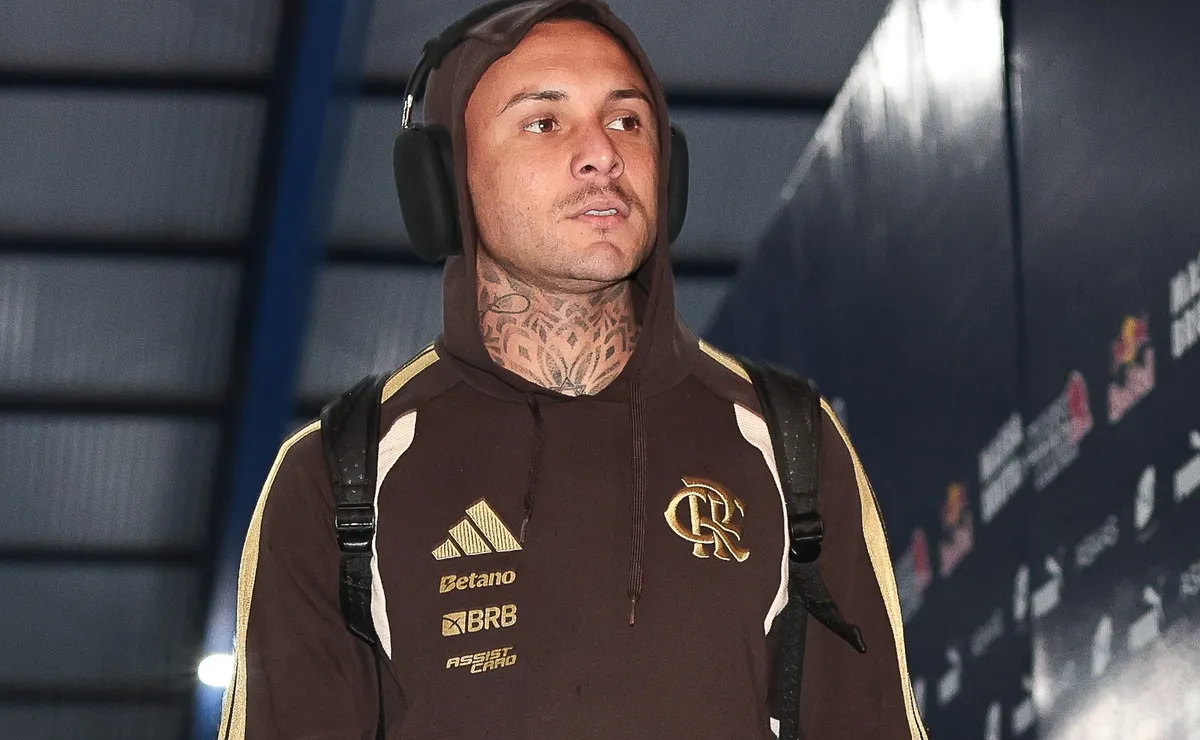 Everton Cebolinha tem fratura na costela constatada e vira desfalque do Flamengo por tempo indeterminado