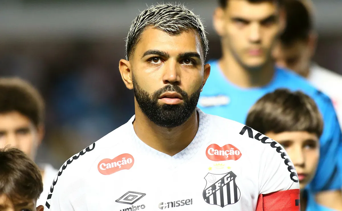 Gabigol reencontra o Flamengo e mantém retrospecto invicto desde saída do clube