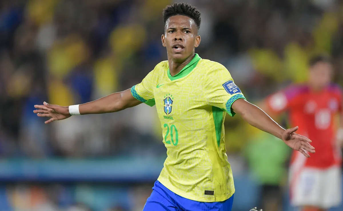 Estevão tem lesão muscular grave no Chelsea e deve ficar de fora da Copa do Mundo, diz jornalista