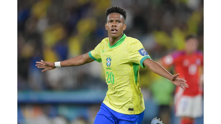 Estevão deve ficar fora da Copa do Mundo. Foto: Thiago Ribeiro/AGIF