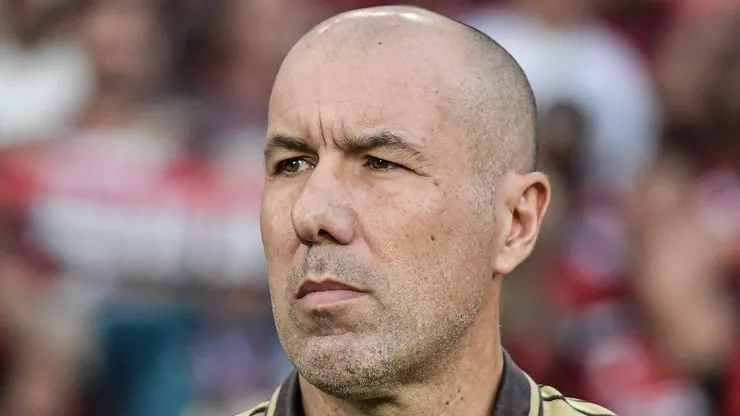 Leonardo jardim durante o confronto entre Flamengo e Santos pelo Brasileirão