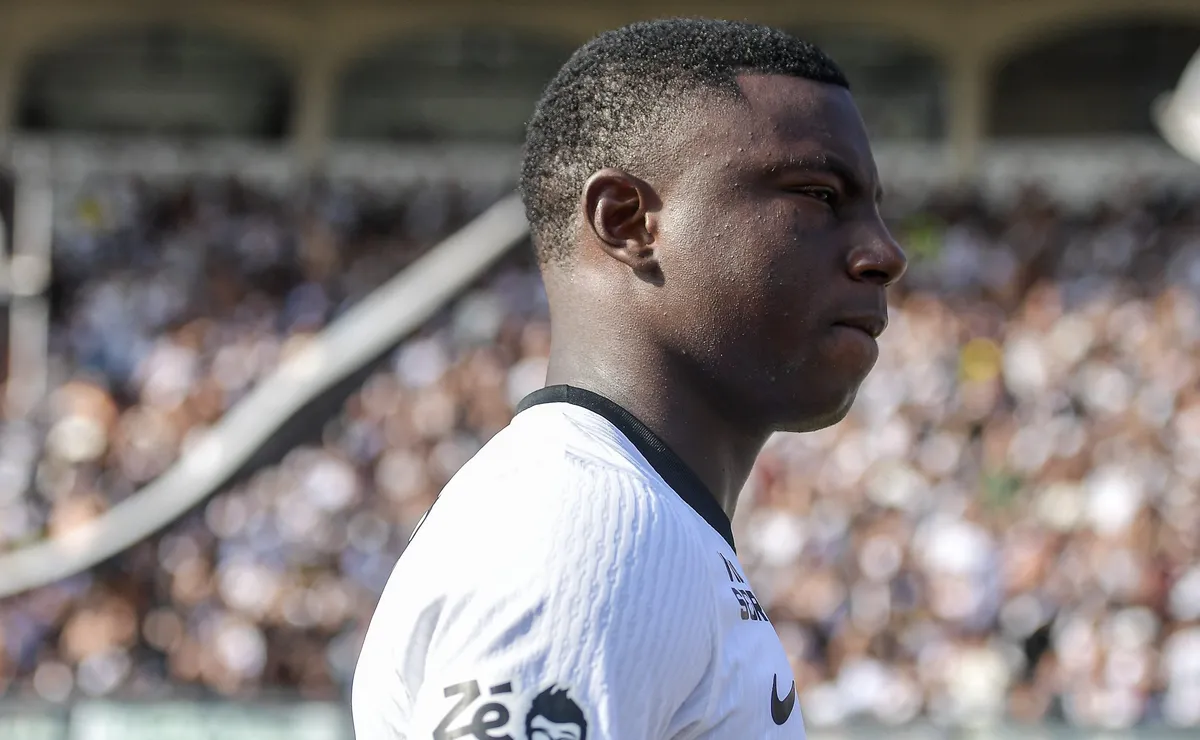 Renato Gaúcho explica dificuldade de adaptação de Hinestroza no Vasco: “Não é da noite para o dia”