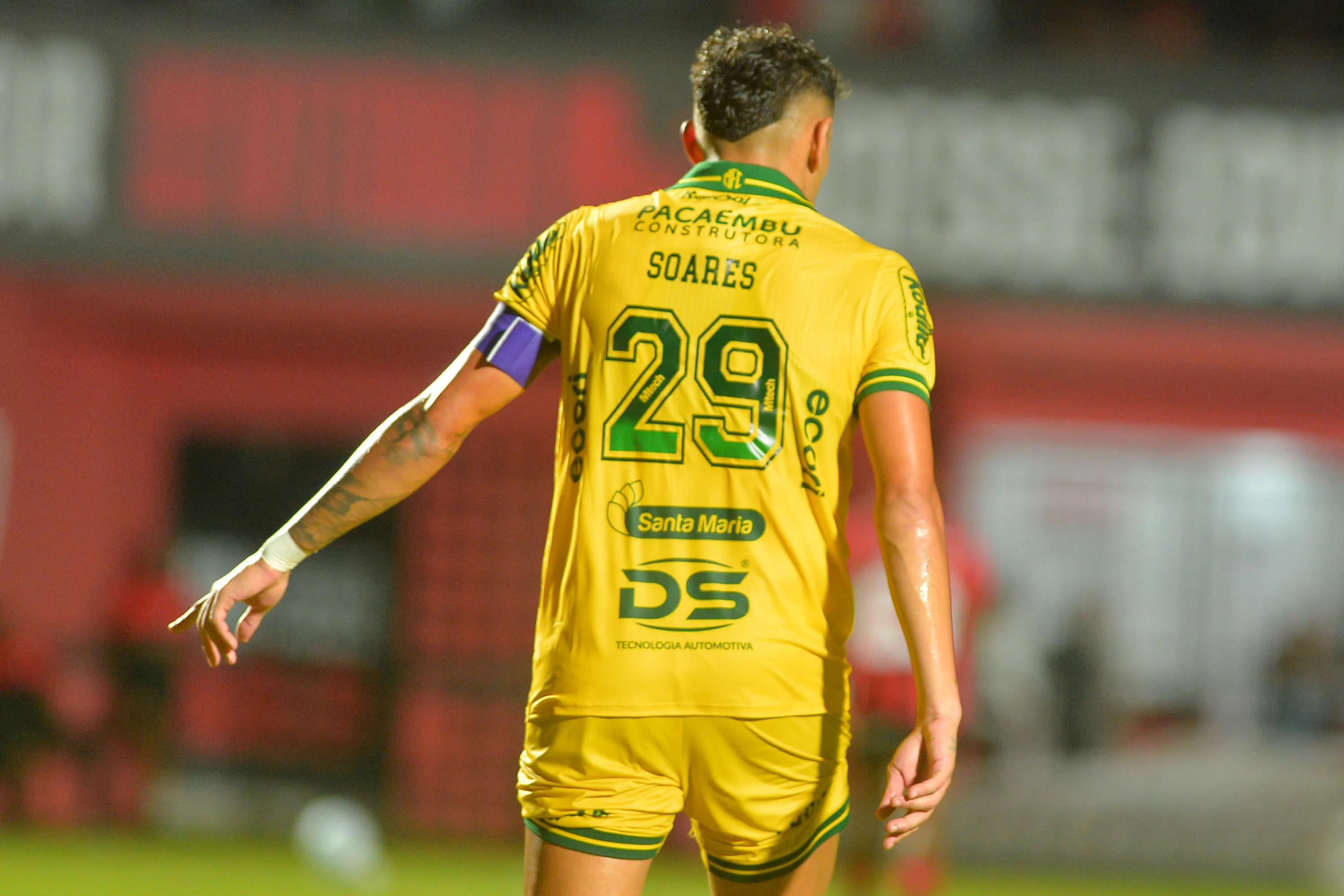 Tiquinho Soares, jogador do Mirassol durante partida contra o Vitoria no estadio Barradao pelo campeonato Brasileiro A 2026. Foto: Walmir Cirne/AGIF