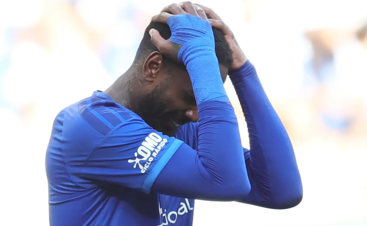 Gerson recebe críticas no Cruzeiro após derrota para o São Paulo: “Esperava um pouco mais”