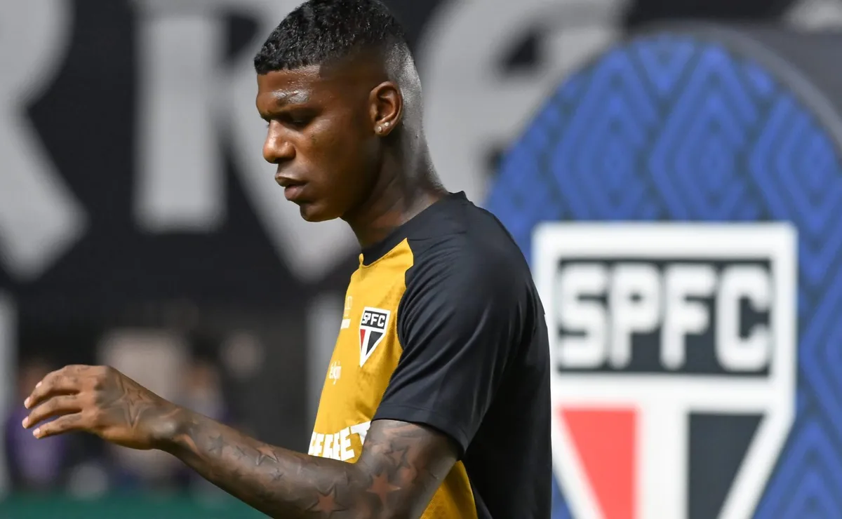 Arboleda entra em contato com o São Paulo e rescisão contratual se torna provável