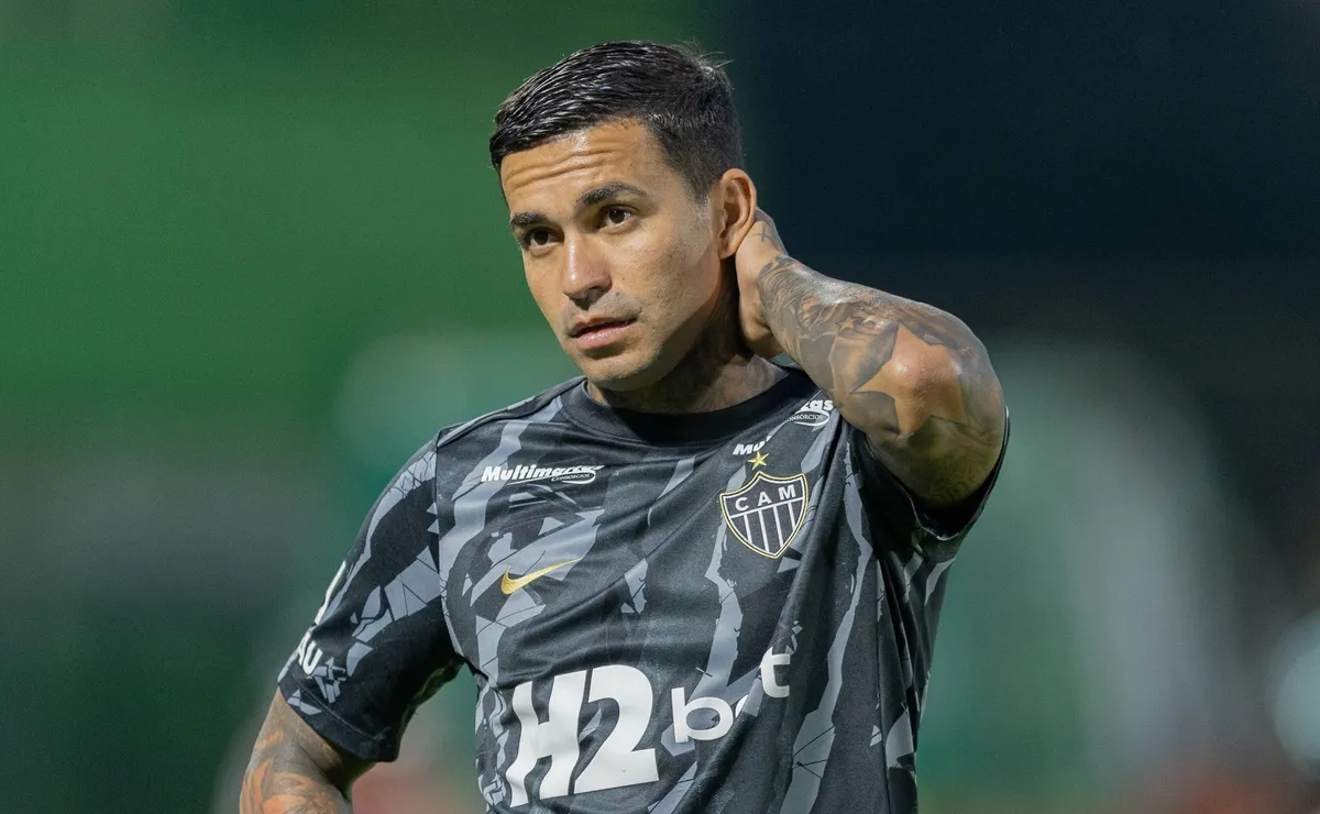 Domínguez pede equilíbrio ao Atlético e cita Dudu para detalhar mudança de postura do elenco