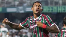 PR - CURITIBA - 04/04/2026 - BRASILEIRO A 2026, CORITIBA X FLUMINENSE - John Kennedy jogador do Fluminense comemora seu gol durante partida contra o Coritiba no estadio Couto Pereira pelo campeonato Brasileiro A 2026. Foto: Robson Mafra/AGIF