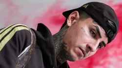 Erick Pulgar jogador do Flamengo durante viagem com a delegação