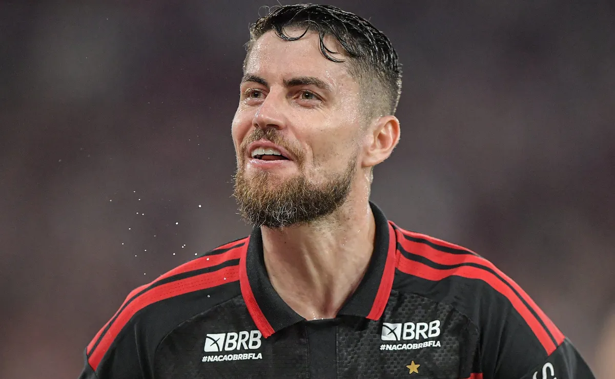 Jorginho manda a real e revela troca de provocações com Gabriel Brazão: “Foi só uma brincadeira”