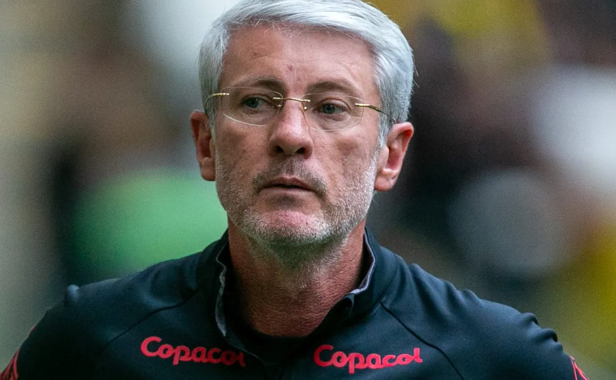 Odair Hellmann valoriza Atlético-MG em vitória sobre o Athletico-PR: “Um time de muita força física”