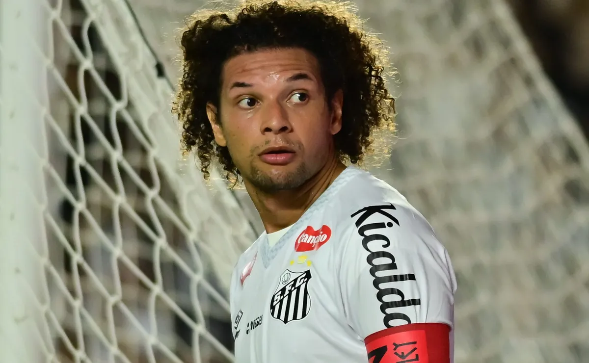 Willian Arão se declara ao Flamengo no Maracanã após derrota do Santos: “Tenho um carinho enorme”