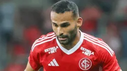 Thiago Maia em ação pelo Inter (Foto: Ricardo Duarte/SCI)