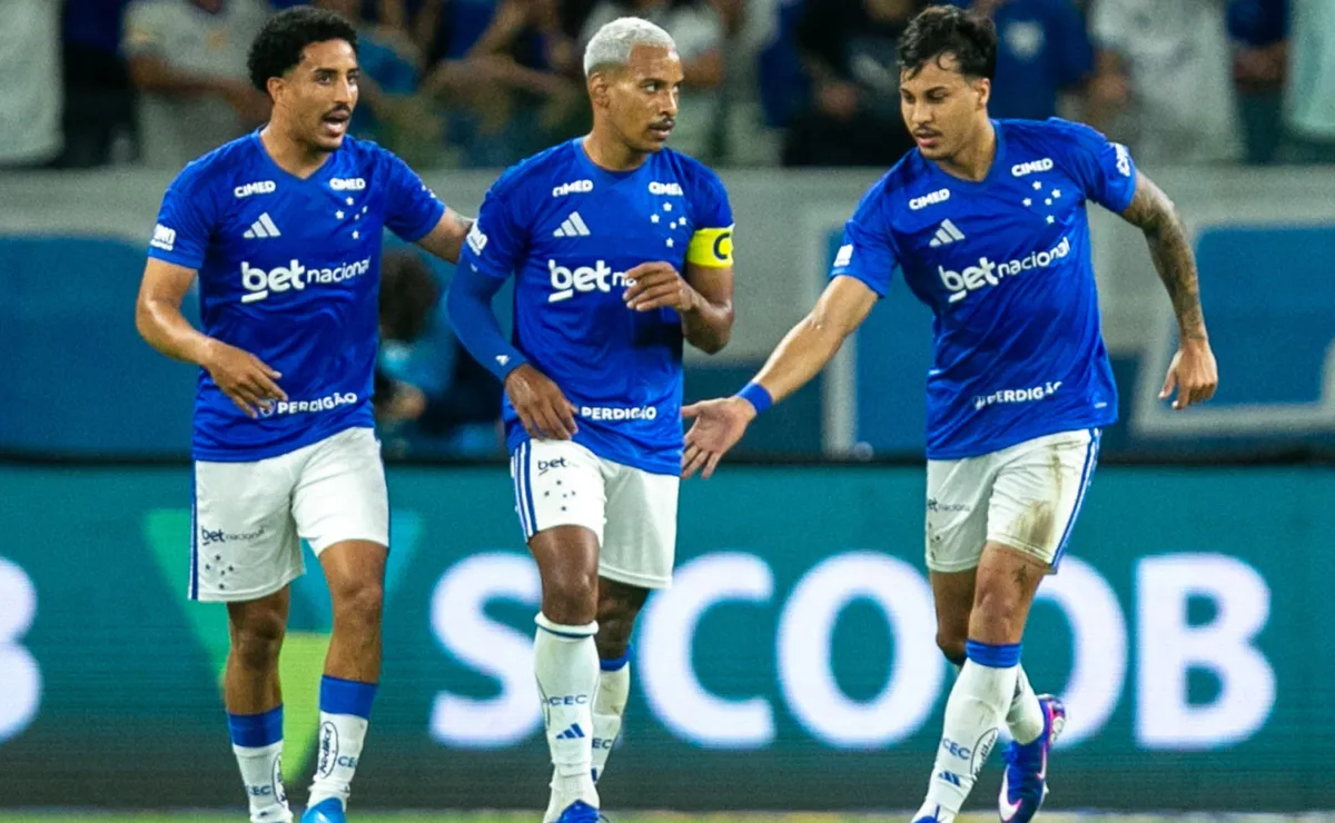 Pela Libertadores, Cruzeiro tenta virar a chave contra o “carrasco” Barcelona de Guayaquil