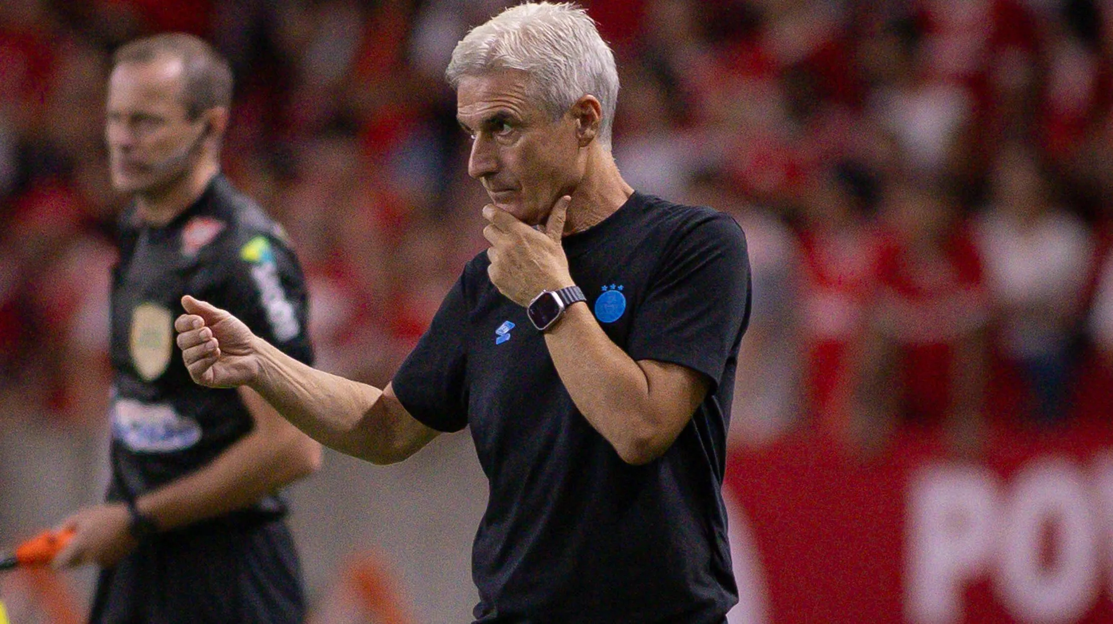 Luís Castro. Foto: Maxi Franzoi/AGIF