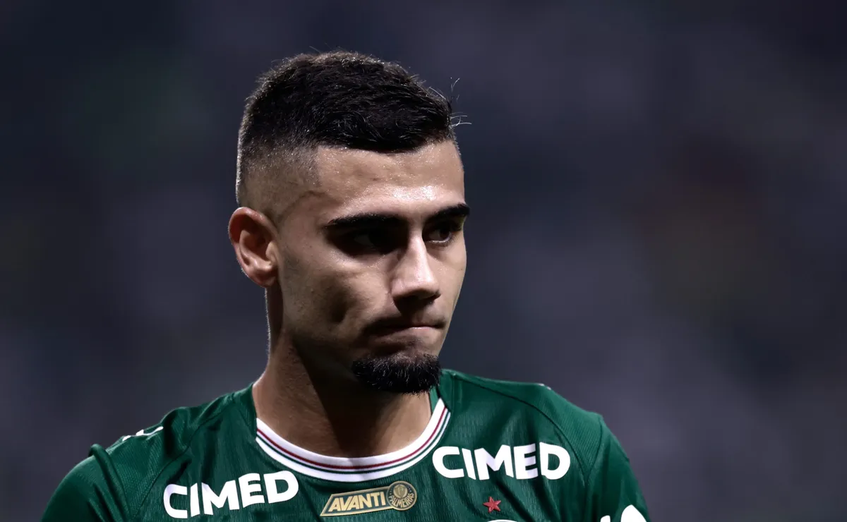 Andreas Pereira recusa ida para Arábia Saudita e permanece no Palmeiras, onde é muito feliz