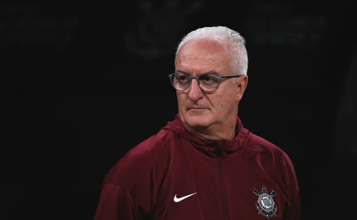 Dorival teve pior aproveitamento que Vitor Pereira e Ramón Díaz, os três técnicos mais longevos do Corinthians