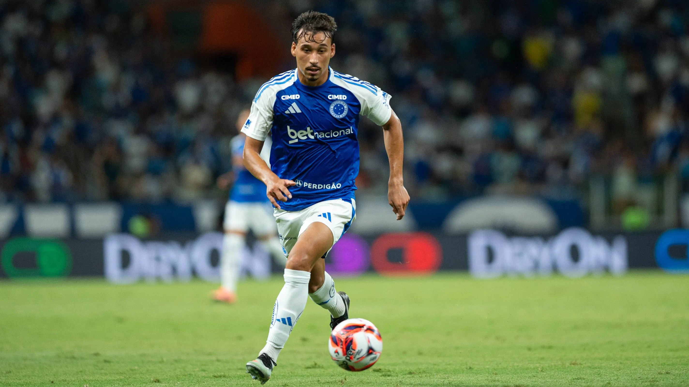 Japa em ação pelo Cabuloso. Foto: Alessandra Torres/AGIF