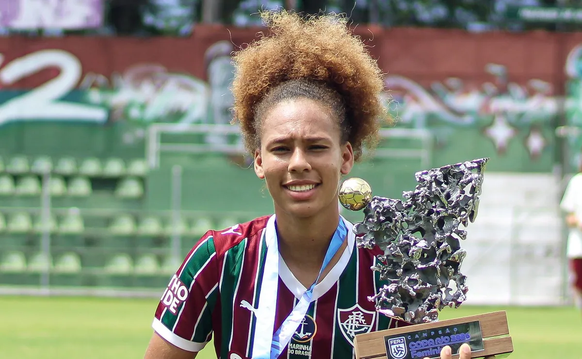 Adrielly, do Fluminense, é convocada para o lugar de Dulce na Seleção Feminina Sub-20