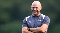 Franclim Carvalho ainda não estará no banco do Botafogo nesta semana