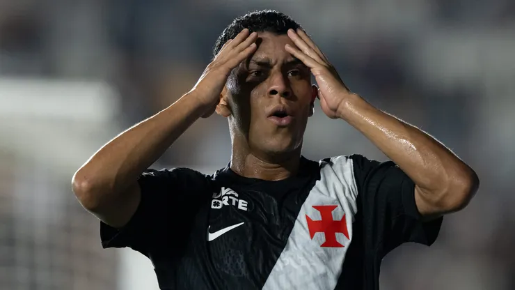 Meio-campista deu a sua opinião - Foto: Jorge Rodrigues/AGIF.