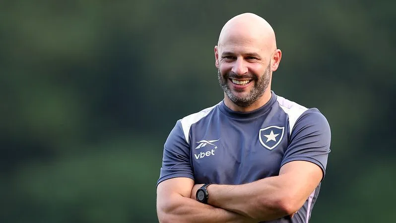 Franclim Carvalho era auxiliar de Artur Jorge no Botafogo. Foto: Vitor Silva/Botafogo