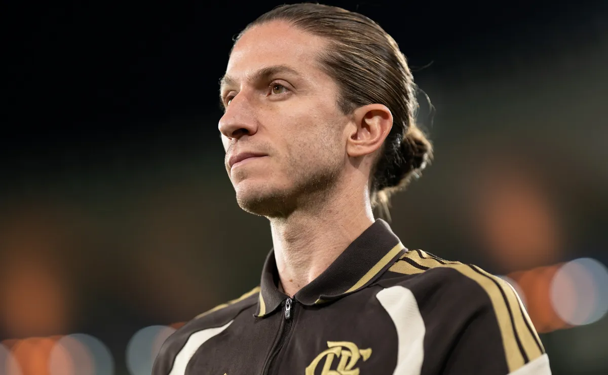 Filipe Luís, ex-Flamengo, e Gallardo foram procurados pelo Corinthians antes de acerto com Fernando Diniz