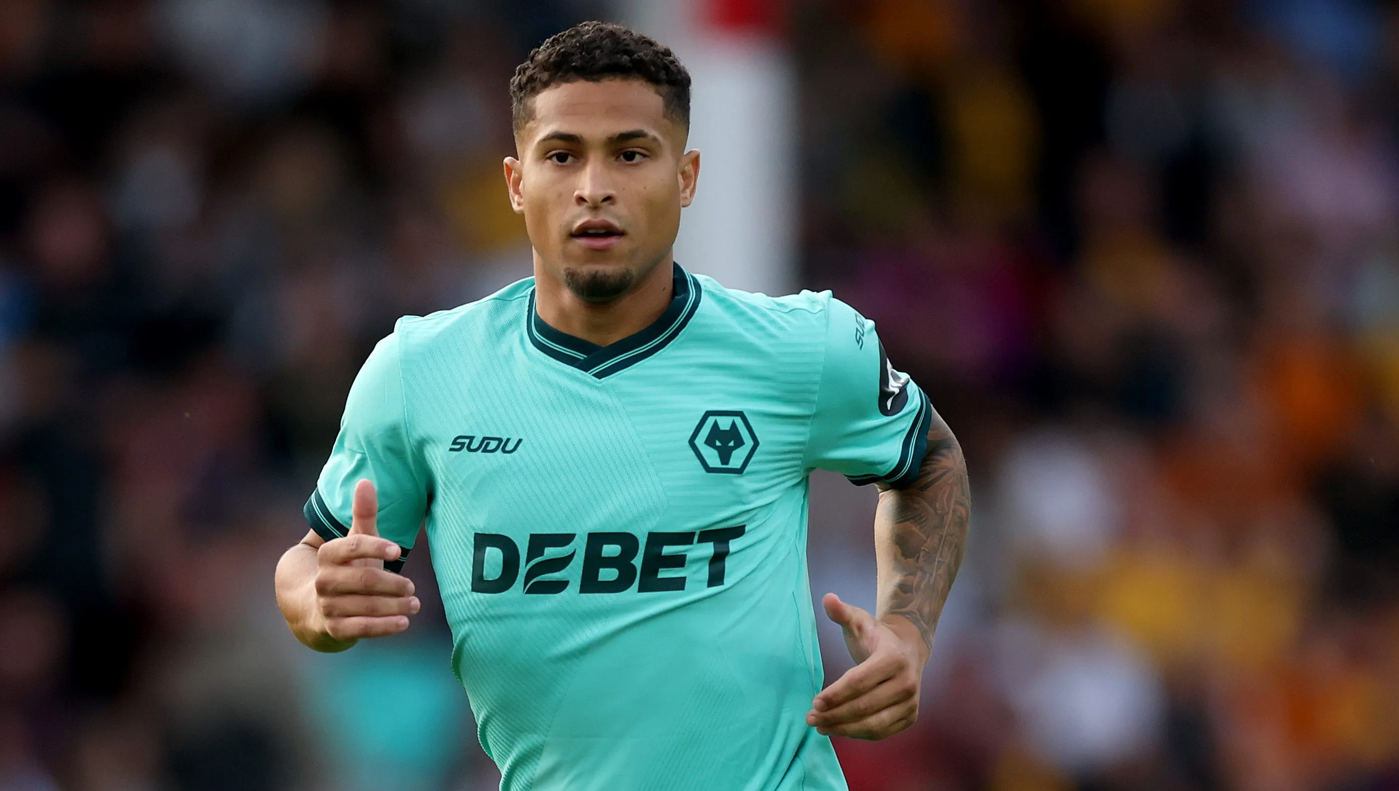 Volante é desejado por inúmeros clubes - (Photo by Carl Recine/Getty Images).