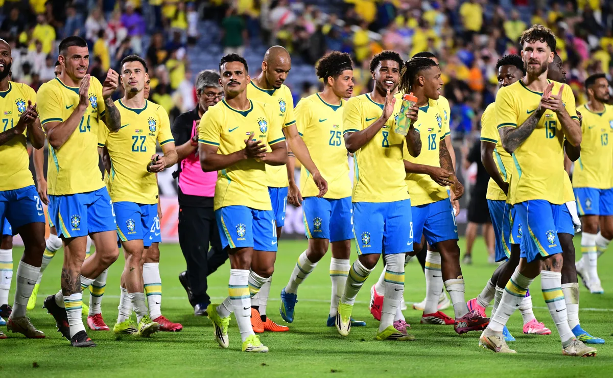 Seleção Brasileira chega à Copa com risco de ter mais testes do que certezas no elenco