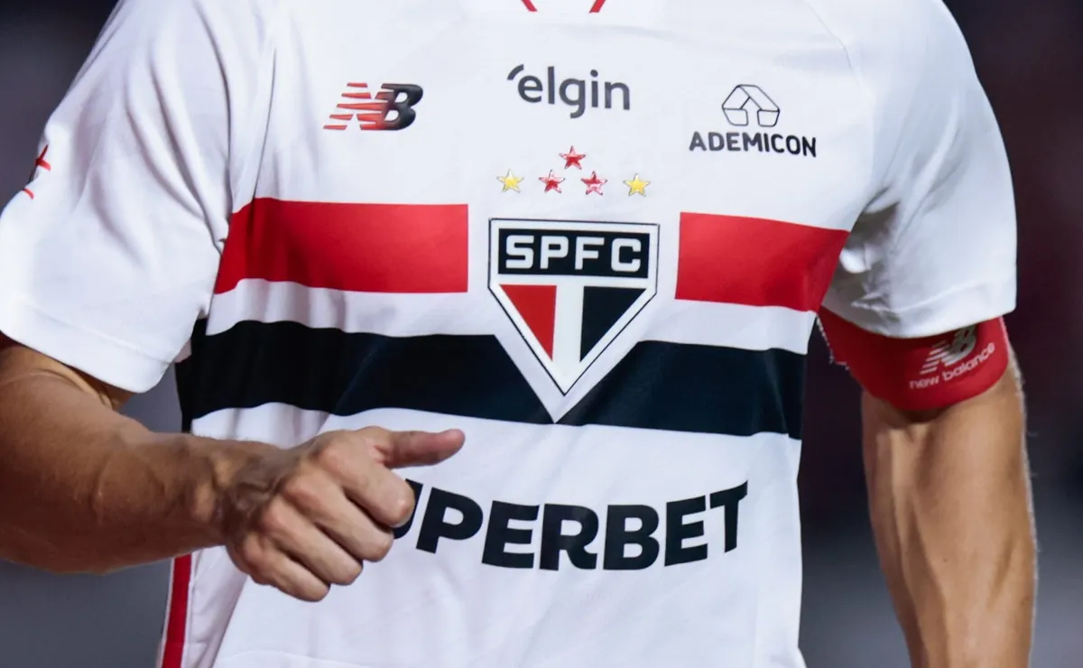 São Paulo chega em veredito no conselho deliberativo e New Balance terá contrato renovado