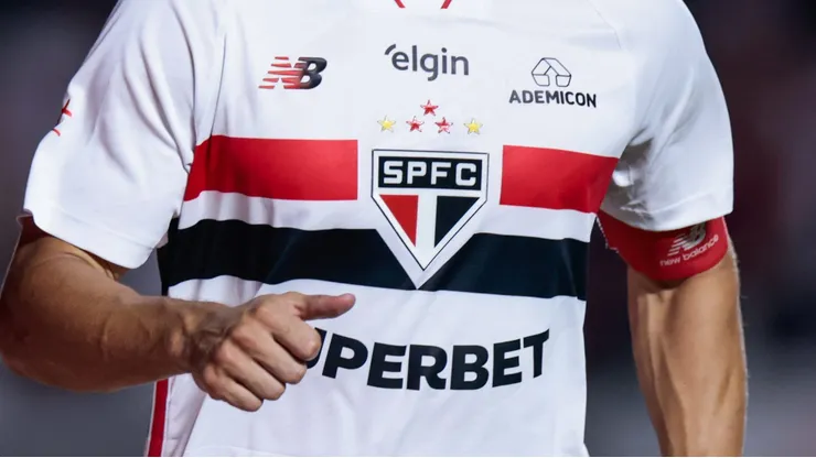Calleri jogador do Sao Paulo comemora seu gol durante partida contra o Cruzeiro no estadio Morumbi pelo campeonato Brasileiro A 2026. Foto: Marcello Zambrana/AGIF
