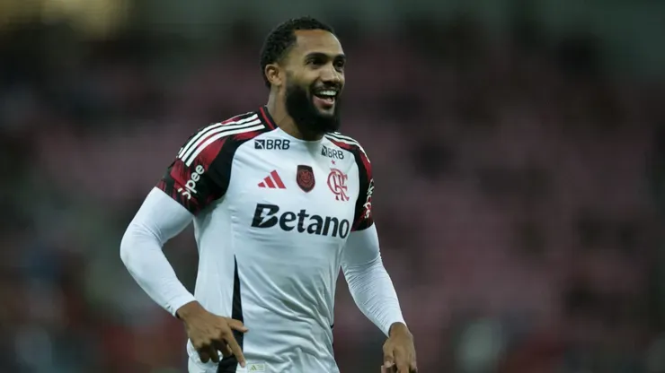 Juninho jogador do Flamengo durante a partida contra o Sport na Arena de Pernambuco, pelo Campeonato Brasileiro A 2025. Foto: Marlon Costa/AGIF