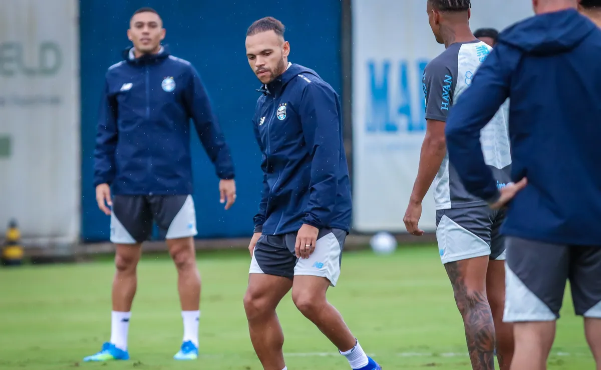 Com Arthur e retorno de Noriega, Grêmio define relacionados para estreia na Sul-Americana