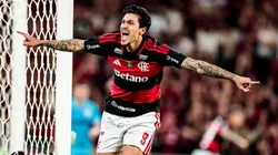 Pedro em campo pelo Flamengo.