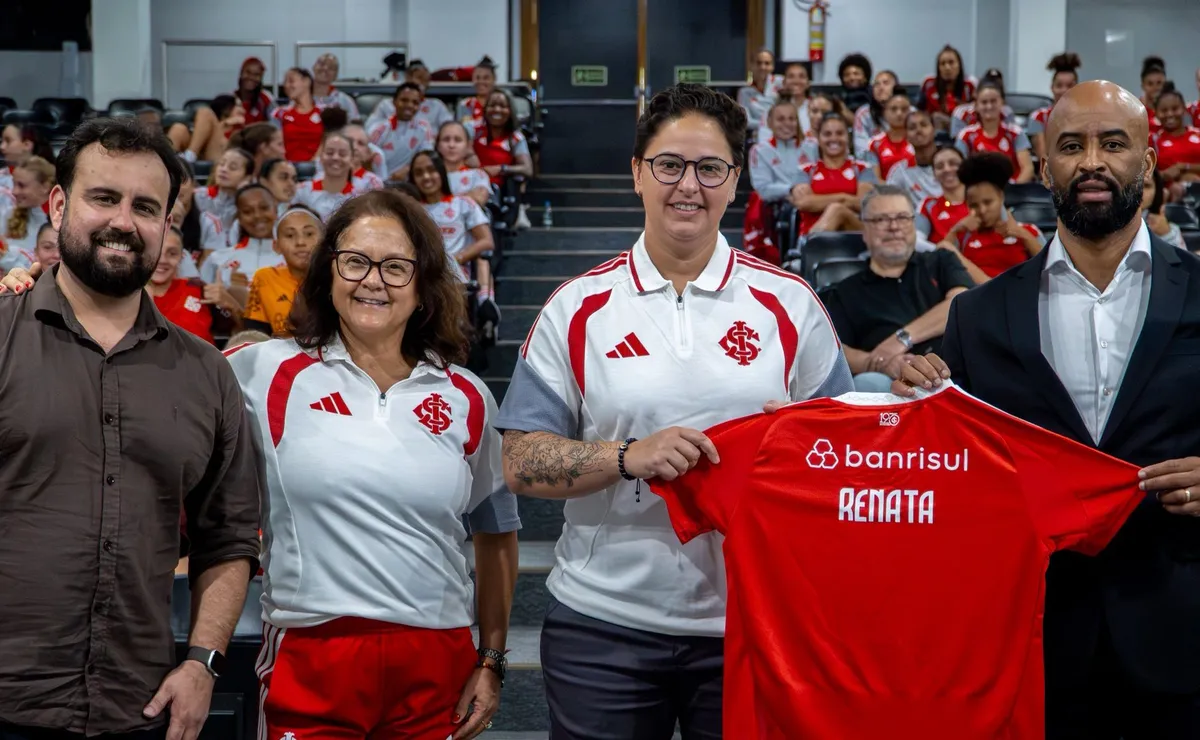 Internacional oficializa a contratação de Renata Armiliato como nova gerente de futebol feminino