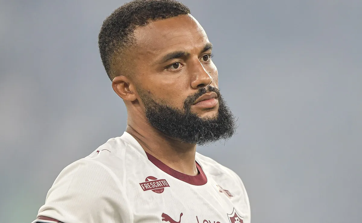 Samuel Xavier critica desempenho do Fluminense na estreia da Libertadores: “Nos atrapalhamos”