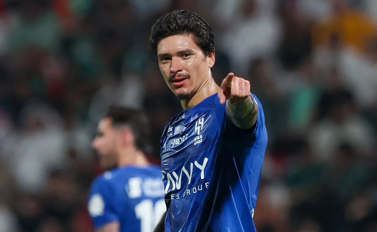 Darwin Núñez fica sem espaço no Al-Hilal e desejo antigo do Flamengo pode virar oportunidade de mercado