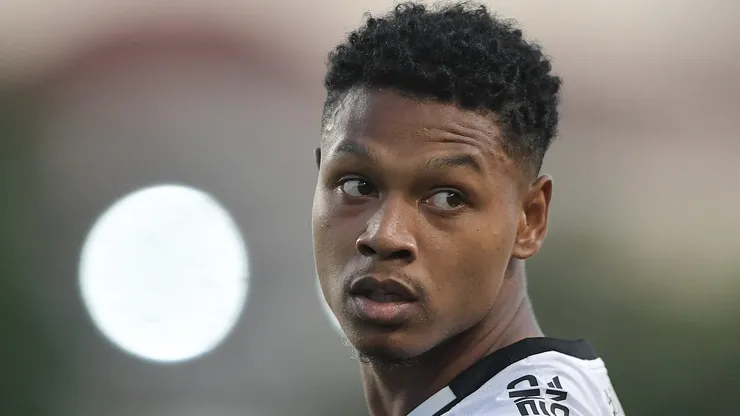 Matheus França não rendeu pelo Vasco.