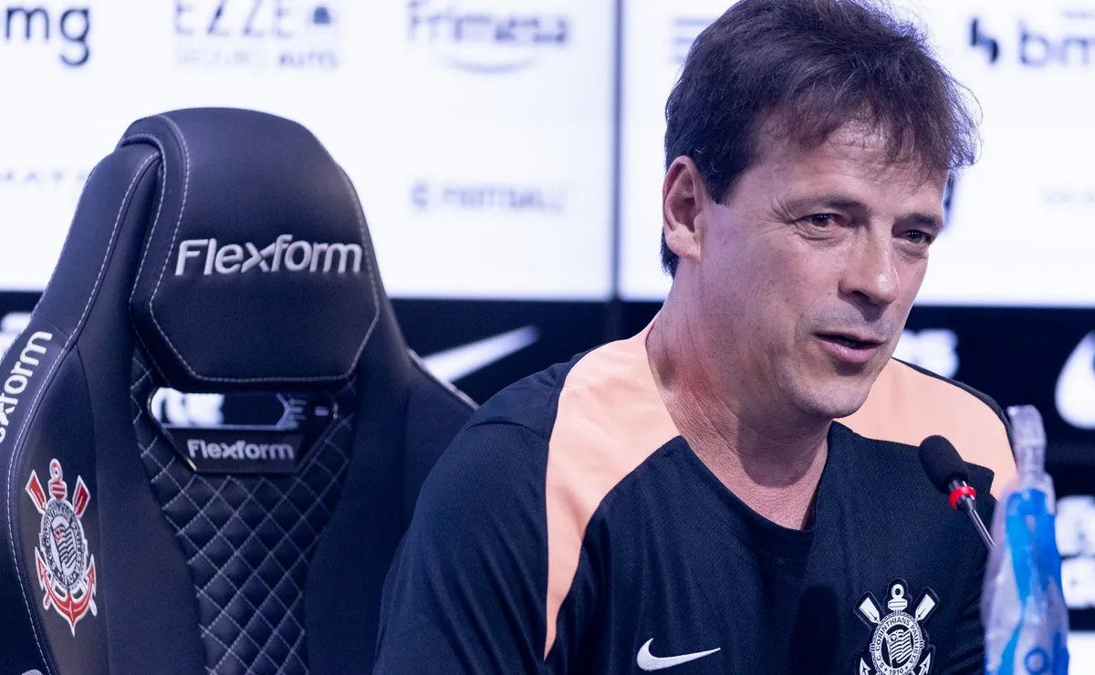 Fernando Diniz foi a pior escolha para o Corinthians, segundo Casagrande: “Não acredito no trabalho”