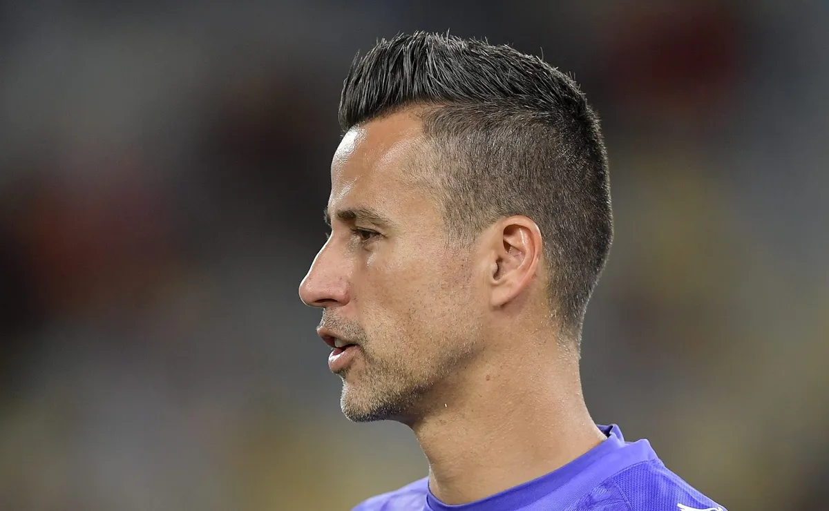 Fábio e zagueiros sofrem “apagão” e falham em derrota do Fluminense na Libertadores