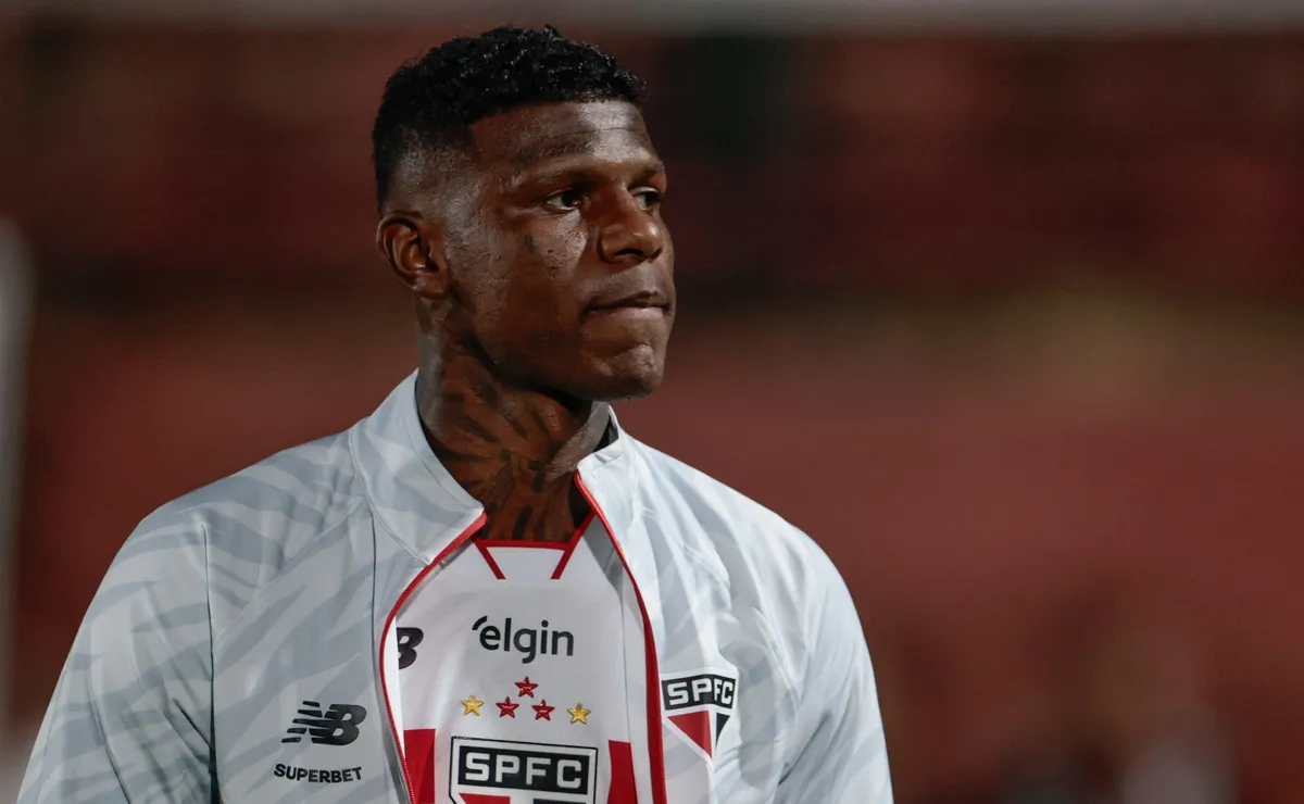 Arboleda pode travar negócio com Vasco após ação milionária do São Paulo