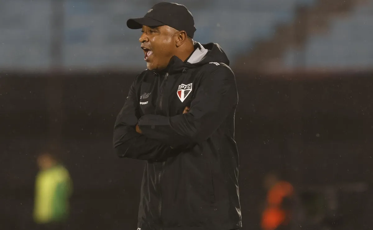 São Paulo aprova vitória na Sul-Americana enquanto aguarda definição sobre Arboleda